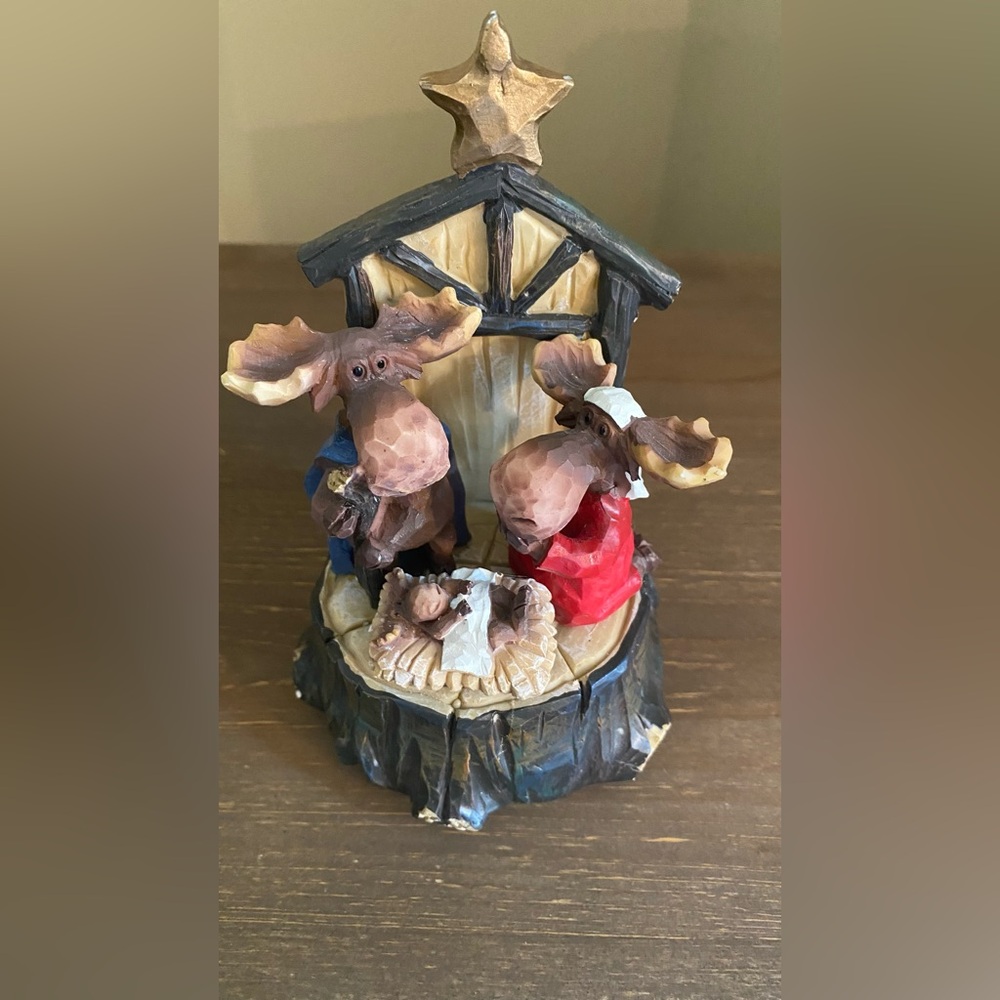Slifka Christmas Moose Nativity Wind Up Music Box Decoration Nature Animal